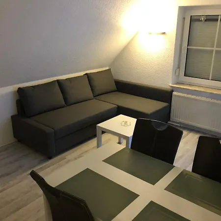Apartment Ruhige Aber Zentral Gelegene Im Obergeschoss *