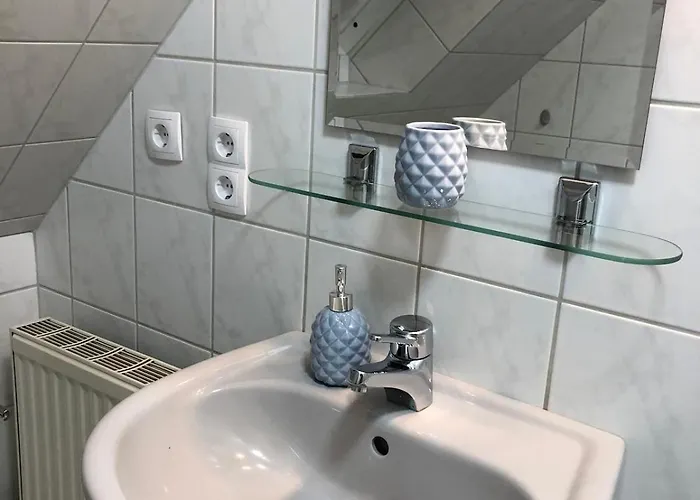 Ruhige Aber Zentral Gelegene Im Obergeschoss * Dornum
